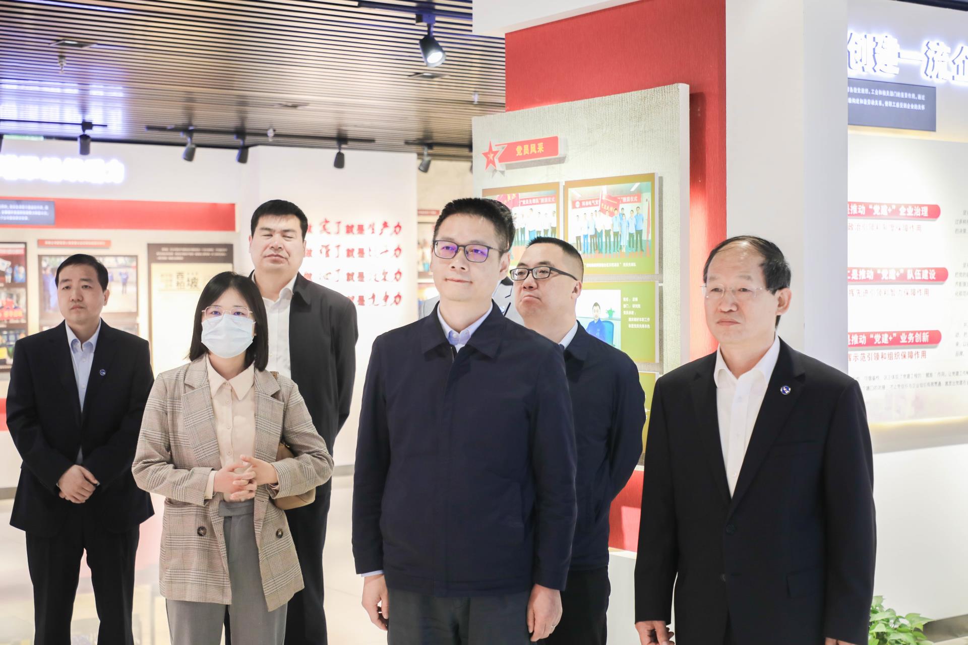 mg冰球突破·豪华版(试玩)官网首页