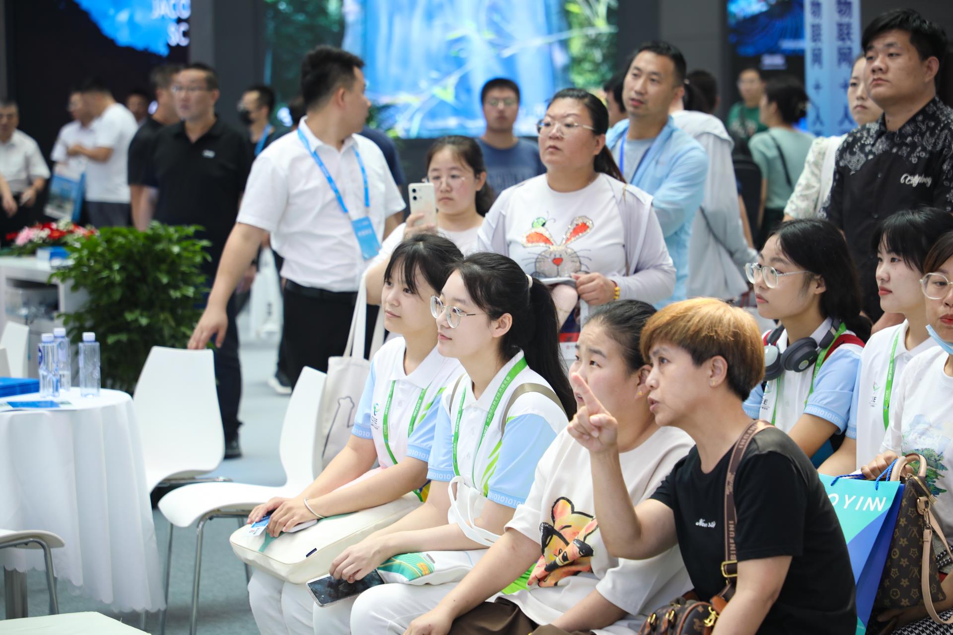 mg冰球突破·豪华版(试玩)官网首页