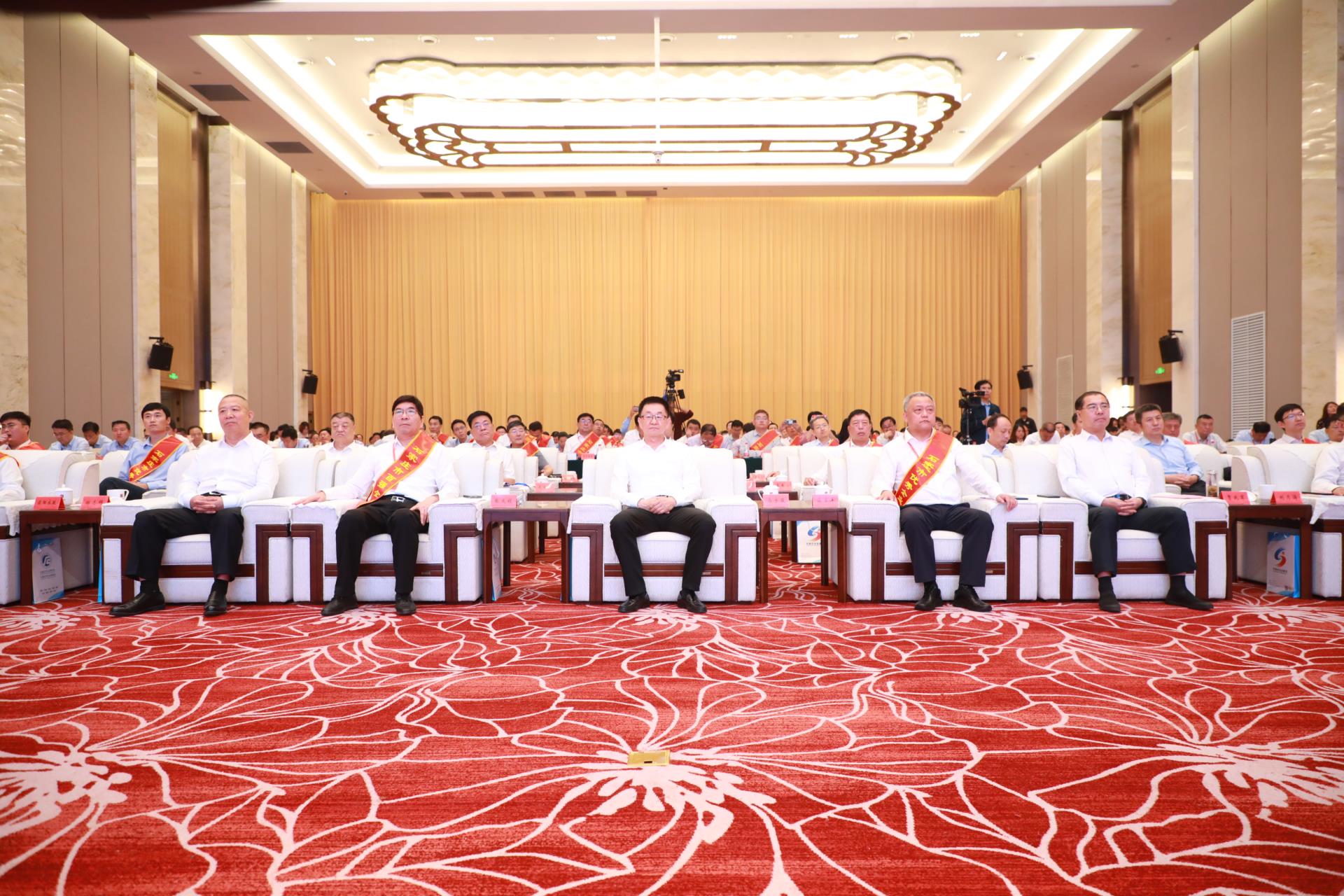 mg冰球突破·豪华版(试玩)官网首页