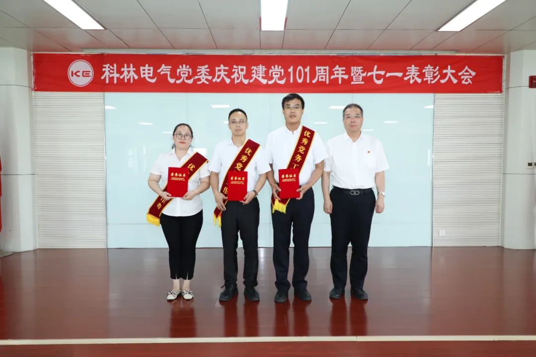 mg冰球突破·豪华版(试玩)官网首页