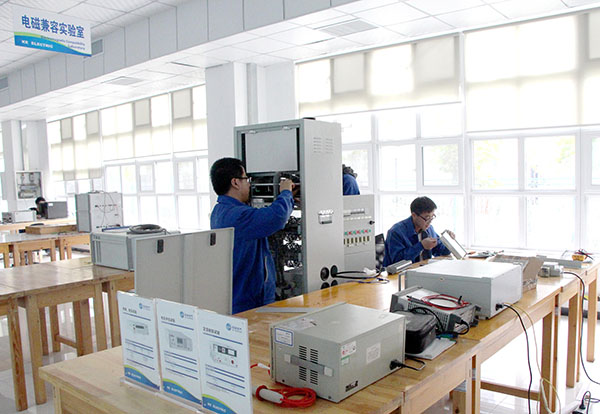 mg冰球突破·豪华版(试玩)官网首页