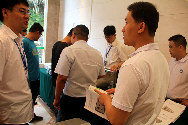 mg冰球突破·豪华版(试玩)官网首页